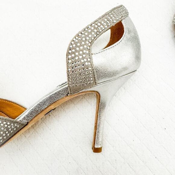 Badgley Mischka Silver Open Toe Sandal Silver Studded Size 7.5 - Picture 2 of 6
